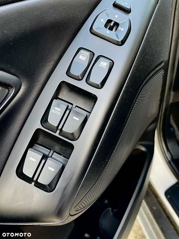 Hyundai ix35 - 10