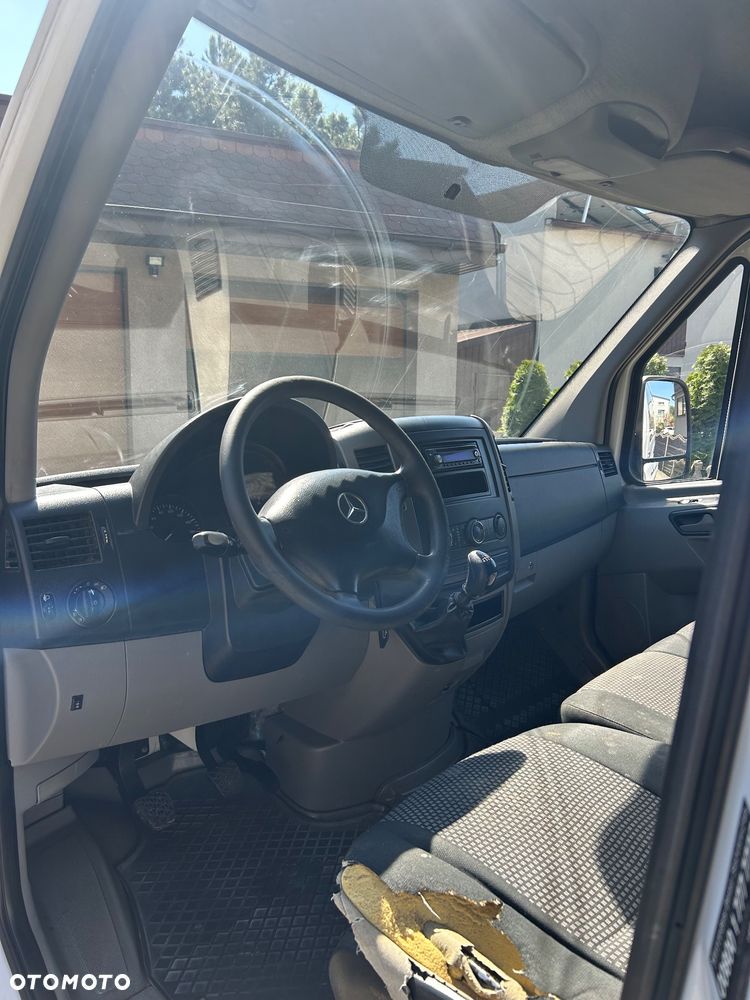 Mercedes-Benz Sprinter - 6