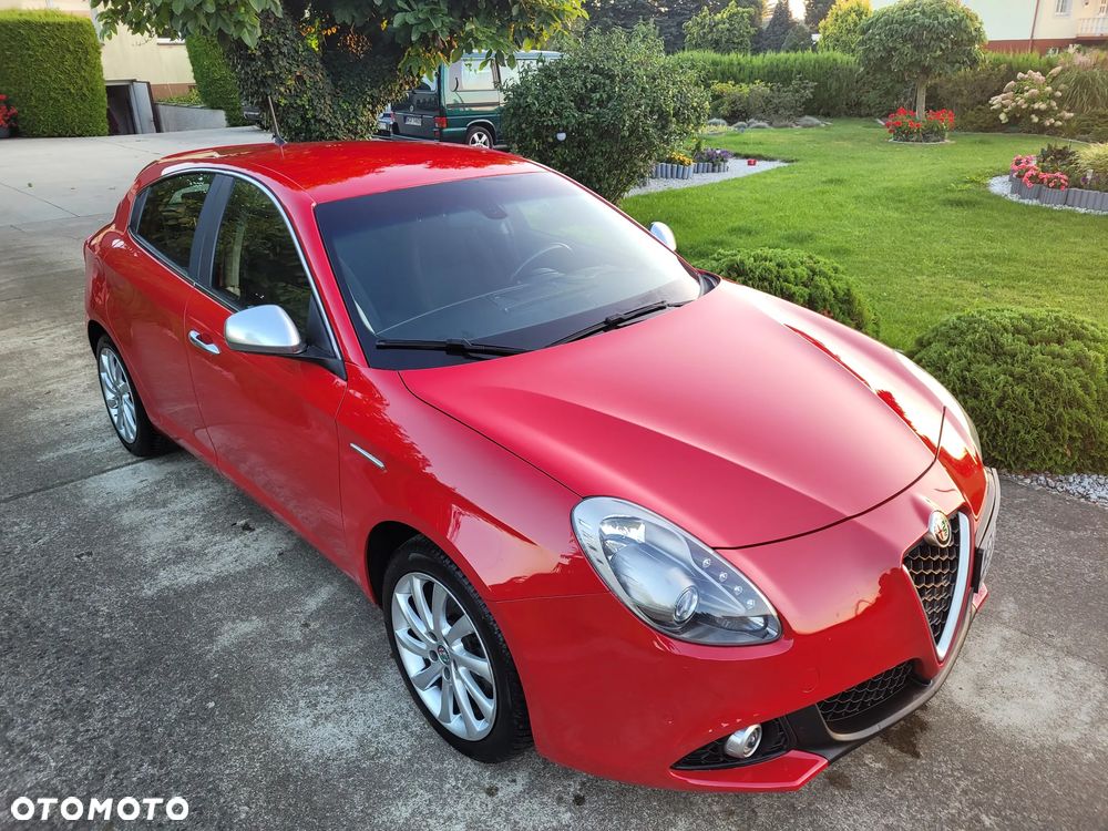 Alfa Romeo Giulietta - 1