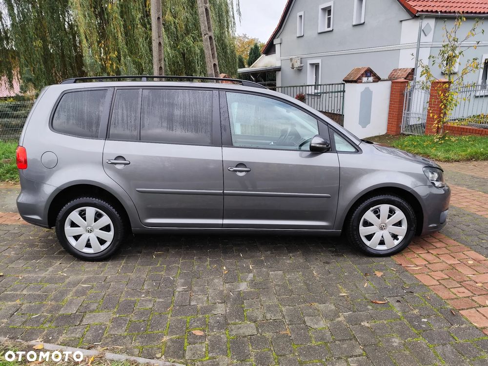 Volkswagen Touran 1.6 TDI DPF BlueMotion Technology Comfortline - 4