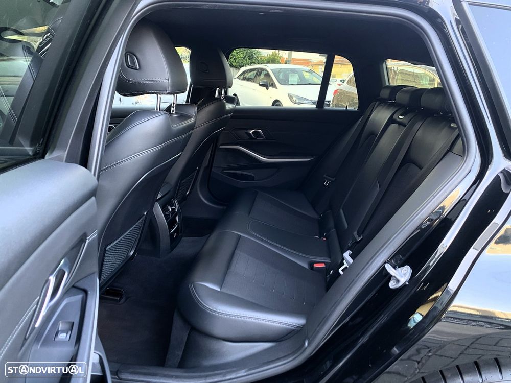 BMW 320 e Line Sport Auto - 44