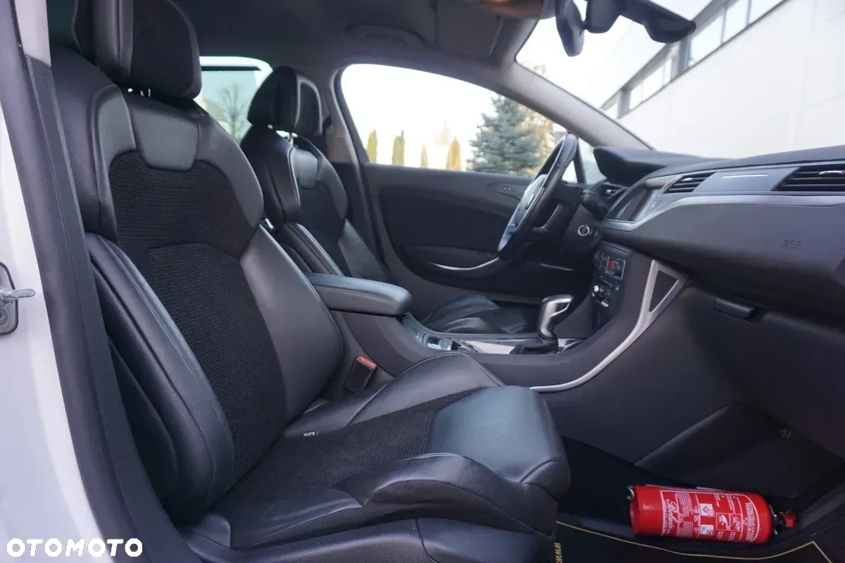 Citroën C5 Tourer HDi 165 FAP Exclusive - 35