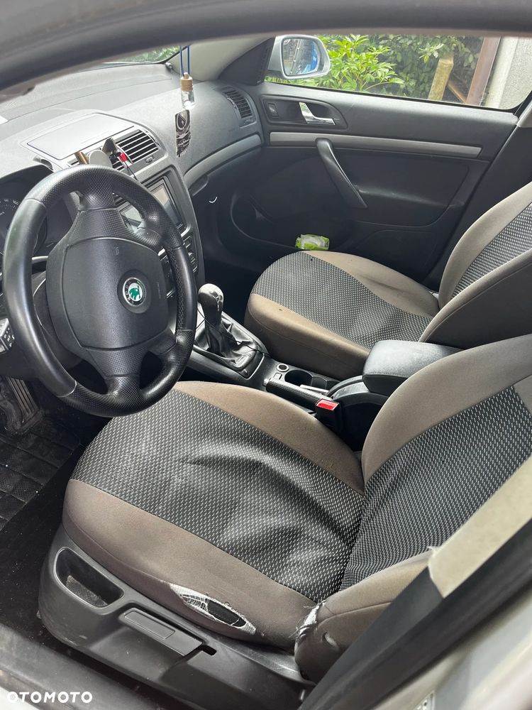 Skoda Octavia 2.0 TDI Ambiente - 6