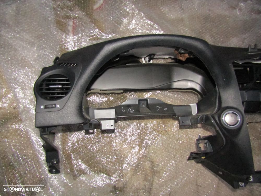 Tablier LEXUS IS 220D /300 ano 2006 a 2011original , ver fotos - 8