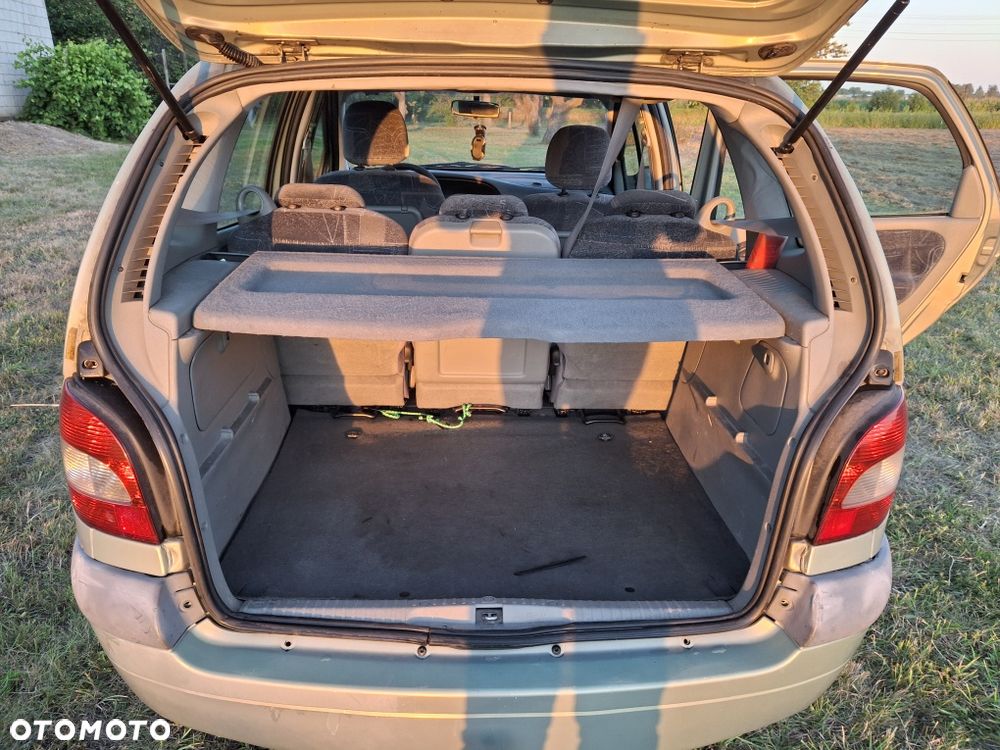 Renault Scenic - 7