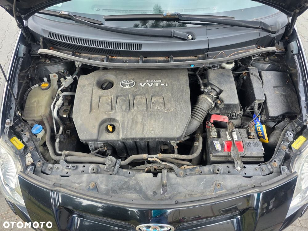 Toyota Auris - 11