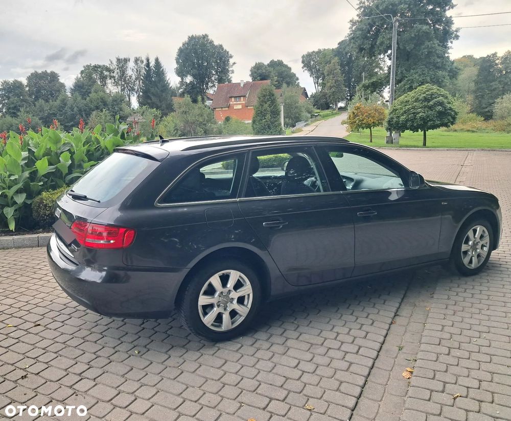 Audi A4 Avant 2.0 TDI - 7
