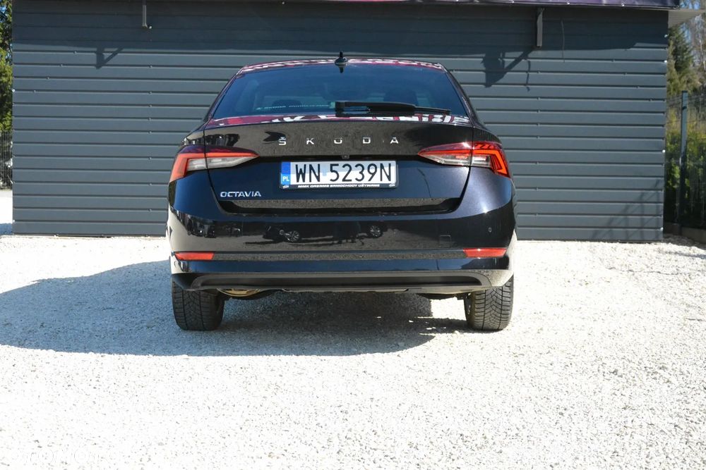 Skoda Octavia 2.0 TDI Style DSG - 6