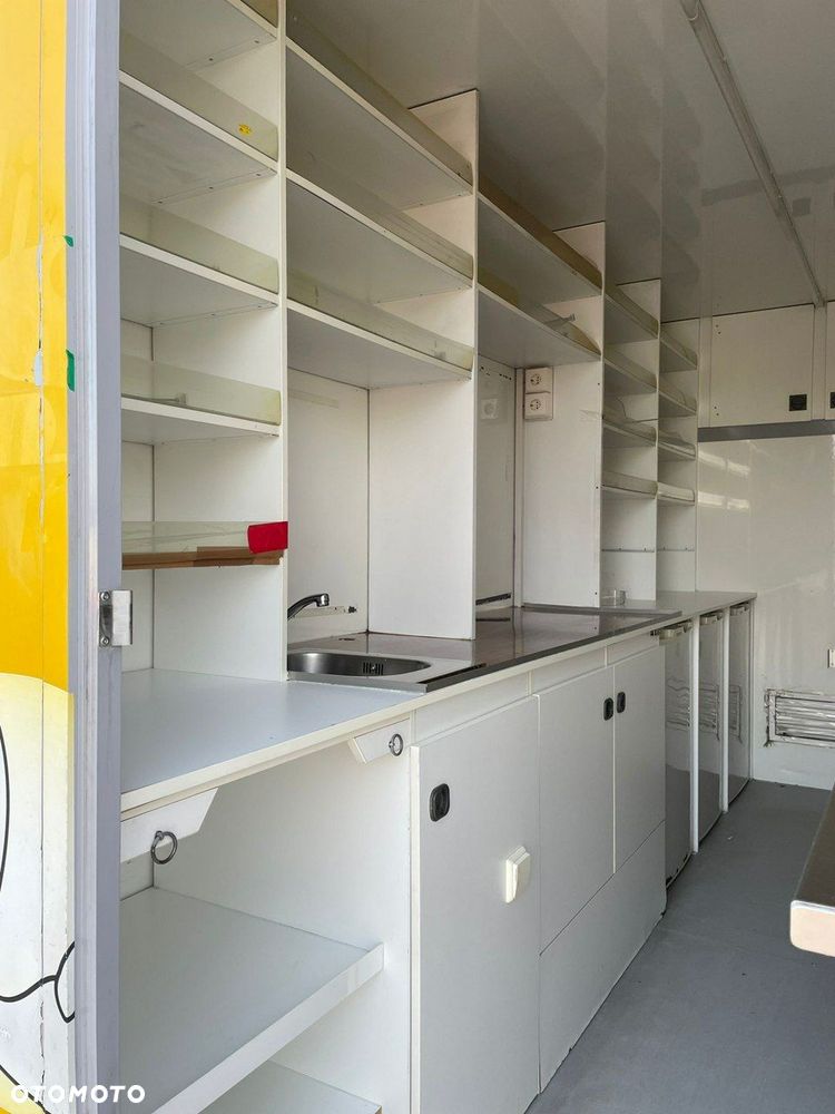 Mercedes-Benz Sprinter - 39