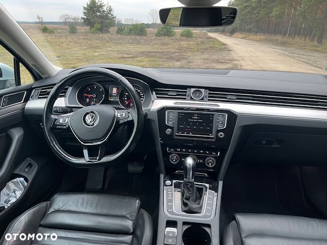 Volkswagen Passat 2.0 TDI (BlueMotion Technology) DSG Highline - 6