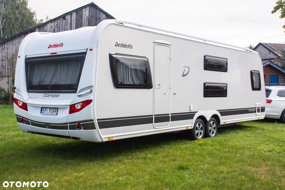Dethleffs 730FKR Camper - 5
