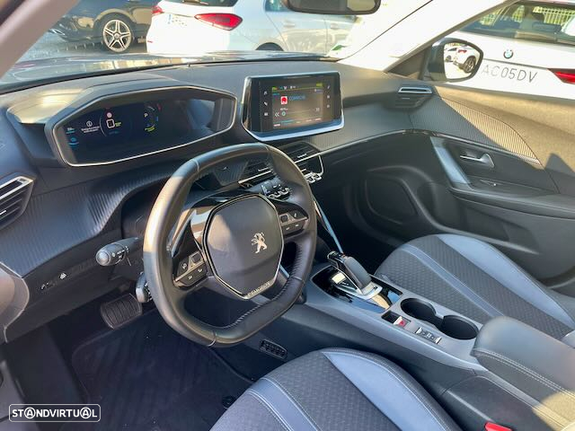 Peugeot e-2008 50 kWh Allure - 5
