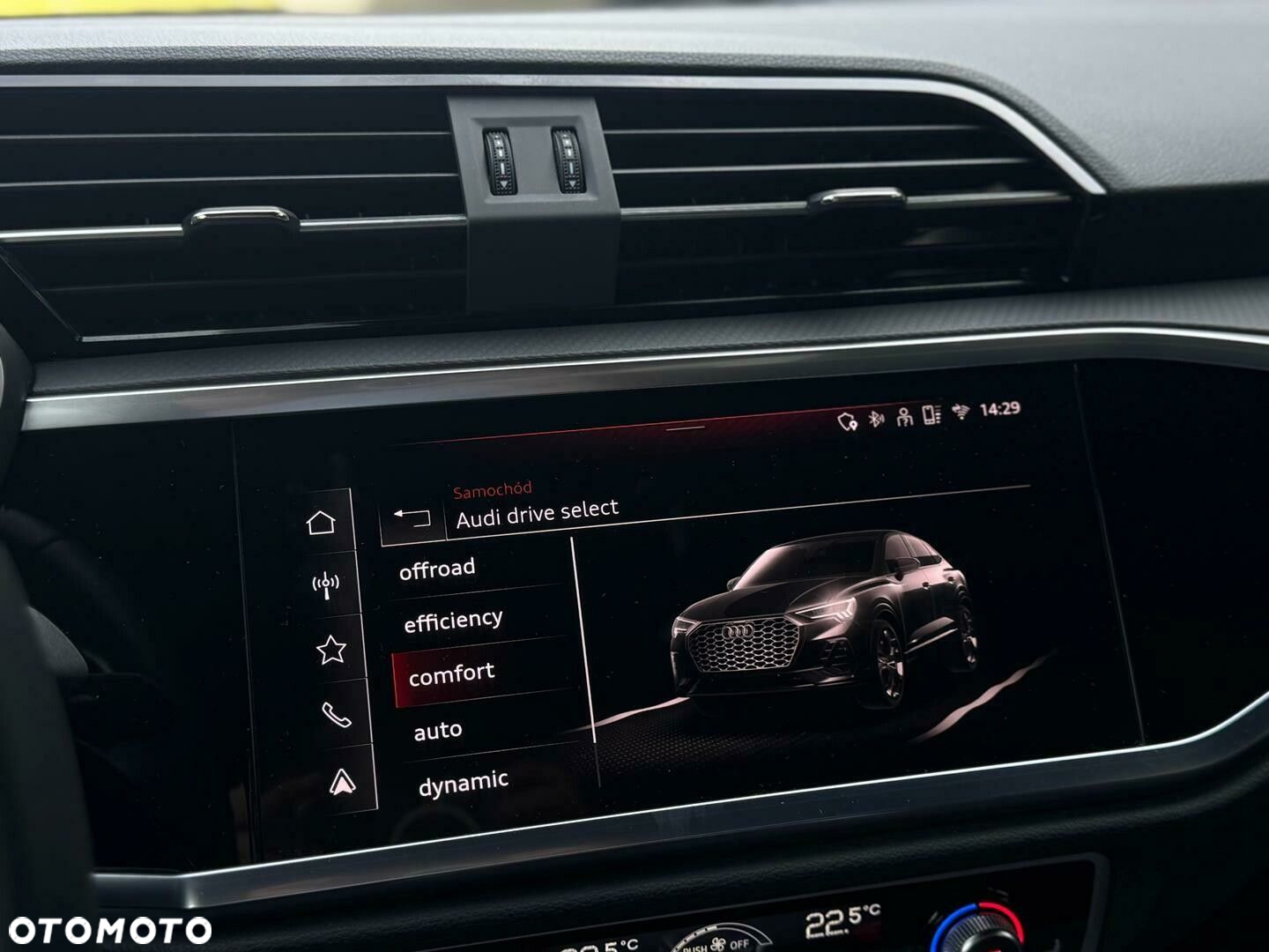 Audi Q3 - 24