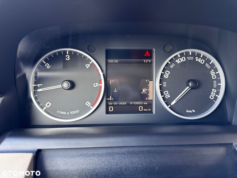 Land Rover Discovery 2.7D V6 HSE - 19