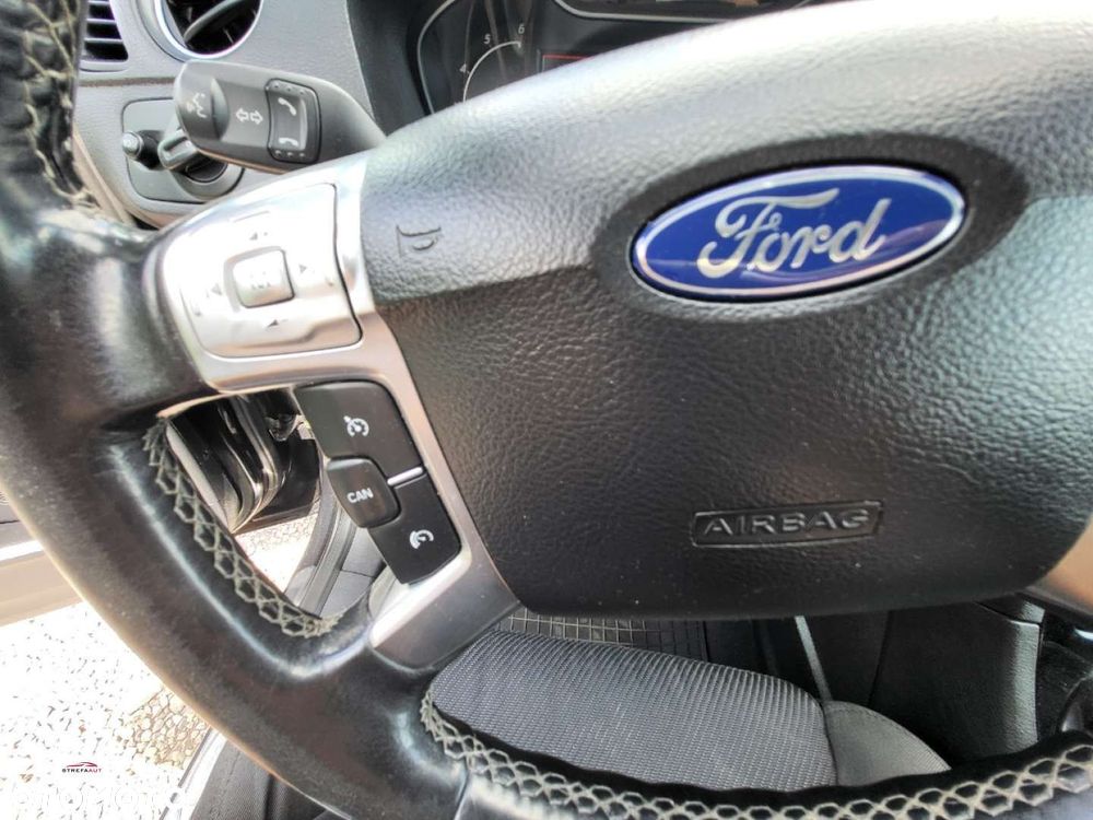 Ford S-Max - 28