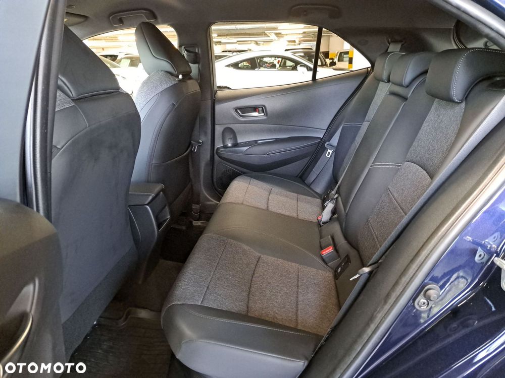 Toyota Corolla 1.8 Hybrid Style - 13