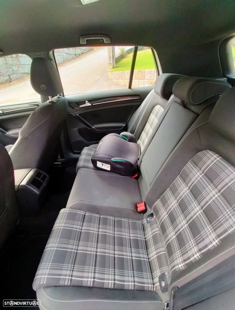 VW Golf 2.0 TDI GTD - 17