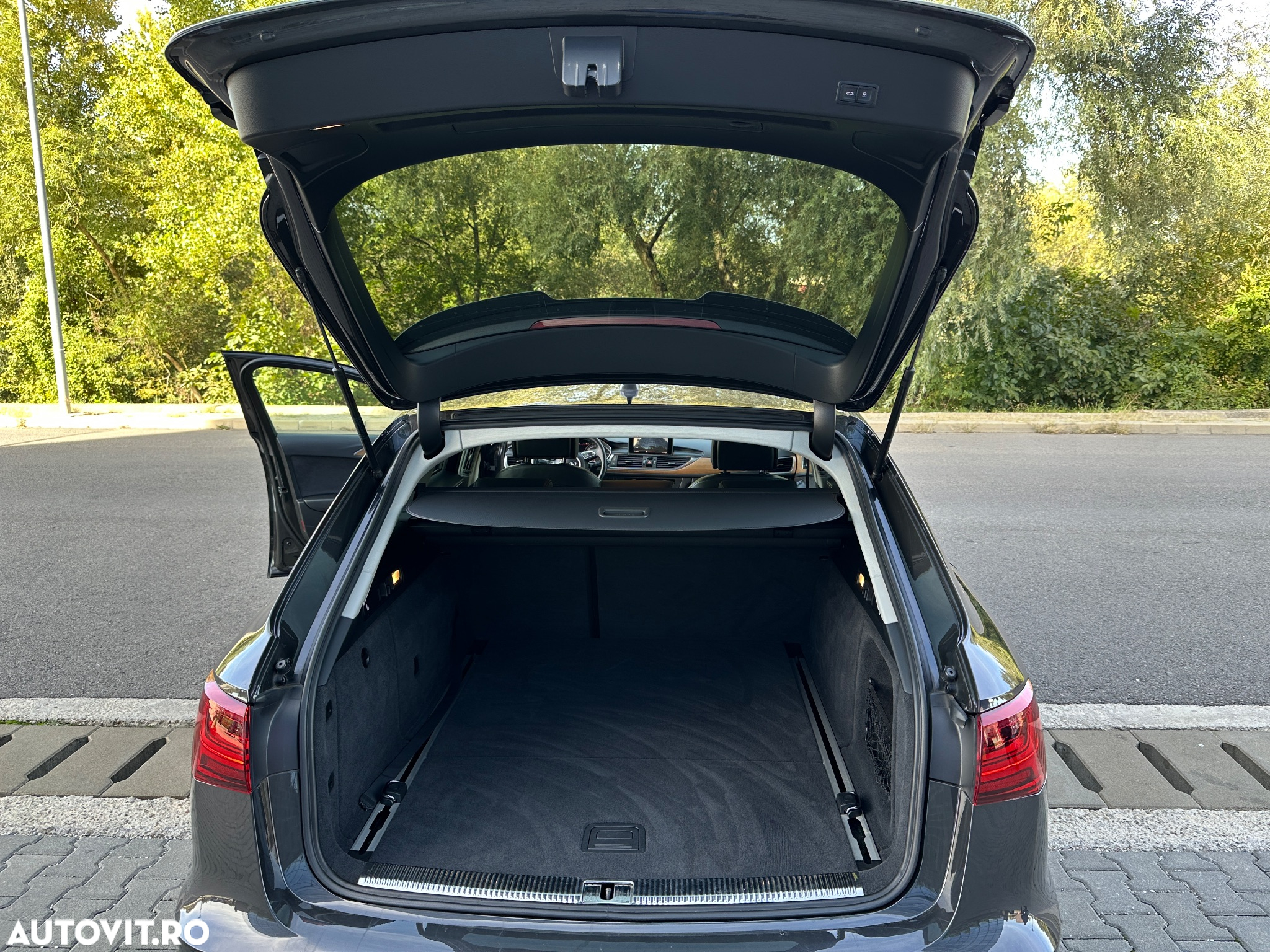 Audi A6 Avant 2.0 TDI Ultra S tronic - 15