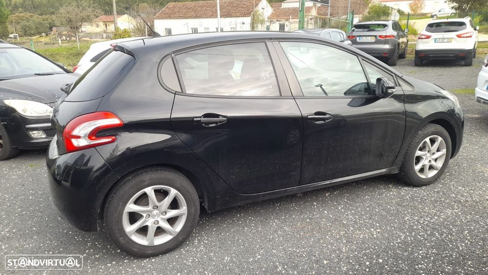 Peugeot 208 1.4 HDi Active - 7