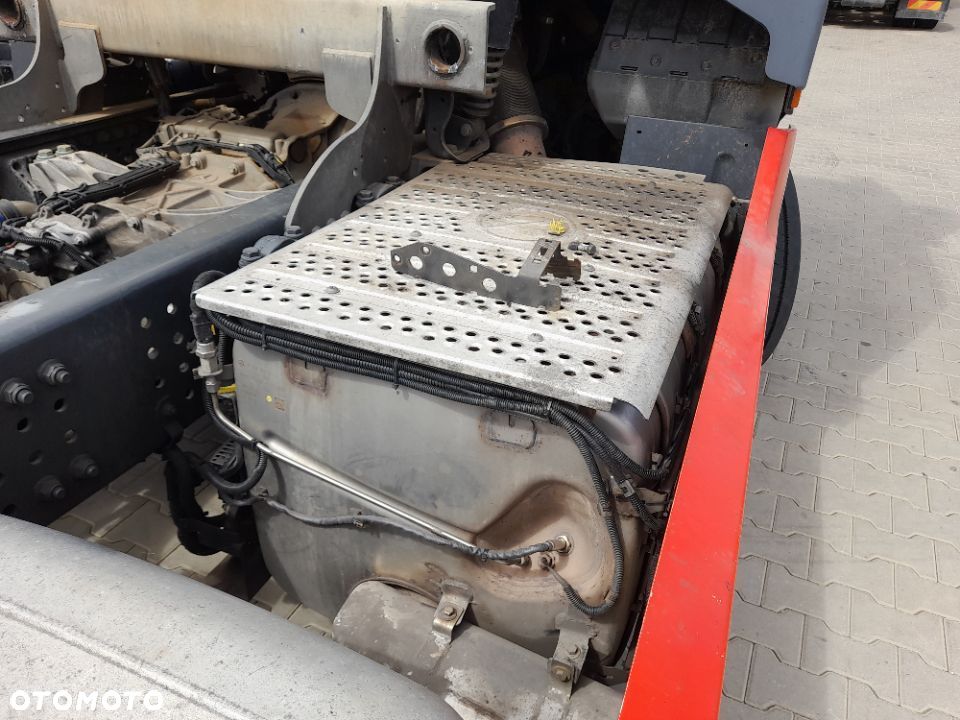 Tłumik wydech DPF katalizator Mercedes Actros MP4