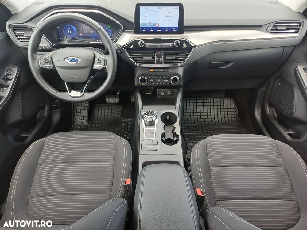 FORD Kuga 2023 — imagine 7