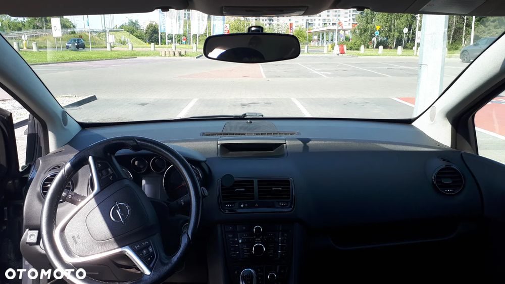 Opel Meriva - 13