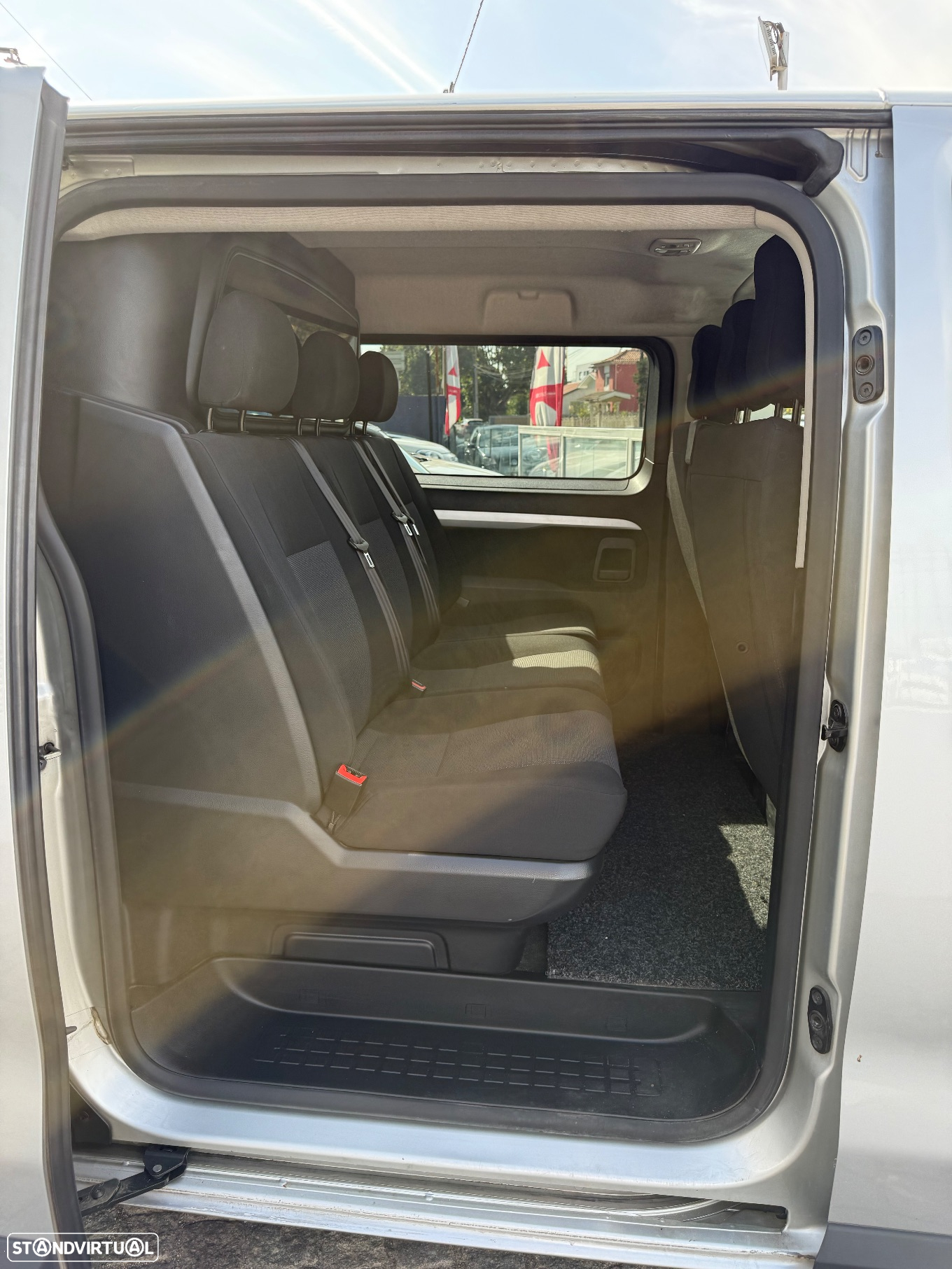 Toyota Proace 1.6 D-4D L1 6L - 23