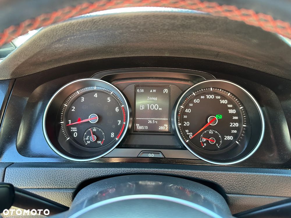 Volkswagen Golf - 9