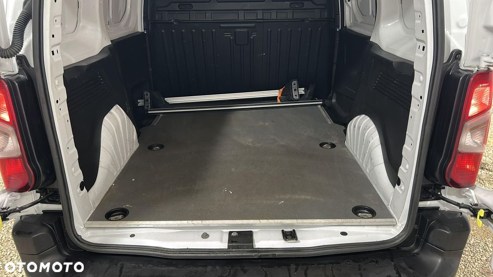 Toyota Proace City - 12