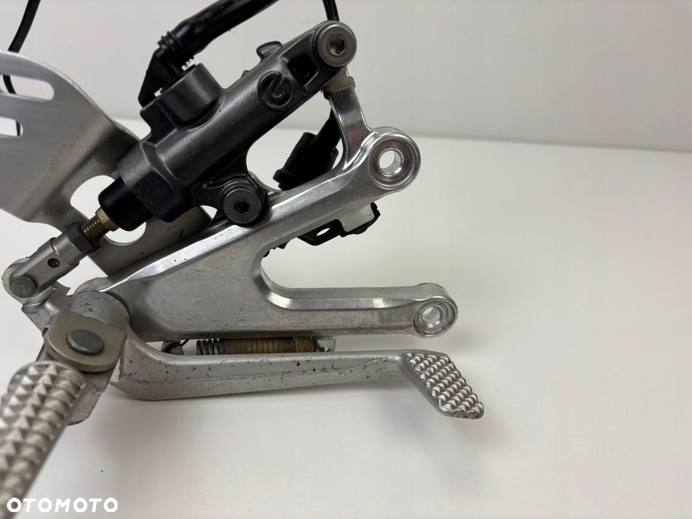 Prawy set kierowcy Yamaha YZF-R6 5SL 2003-06 Oryginał - 7