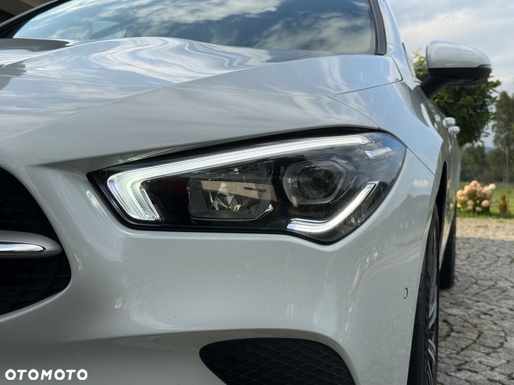Mercedes-Benz CLA 220 d 4-Matic Progressive 8G-DCT - 28