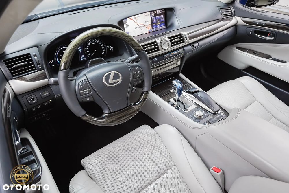 Lexus LS - 13