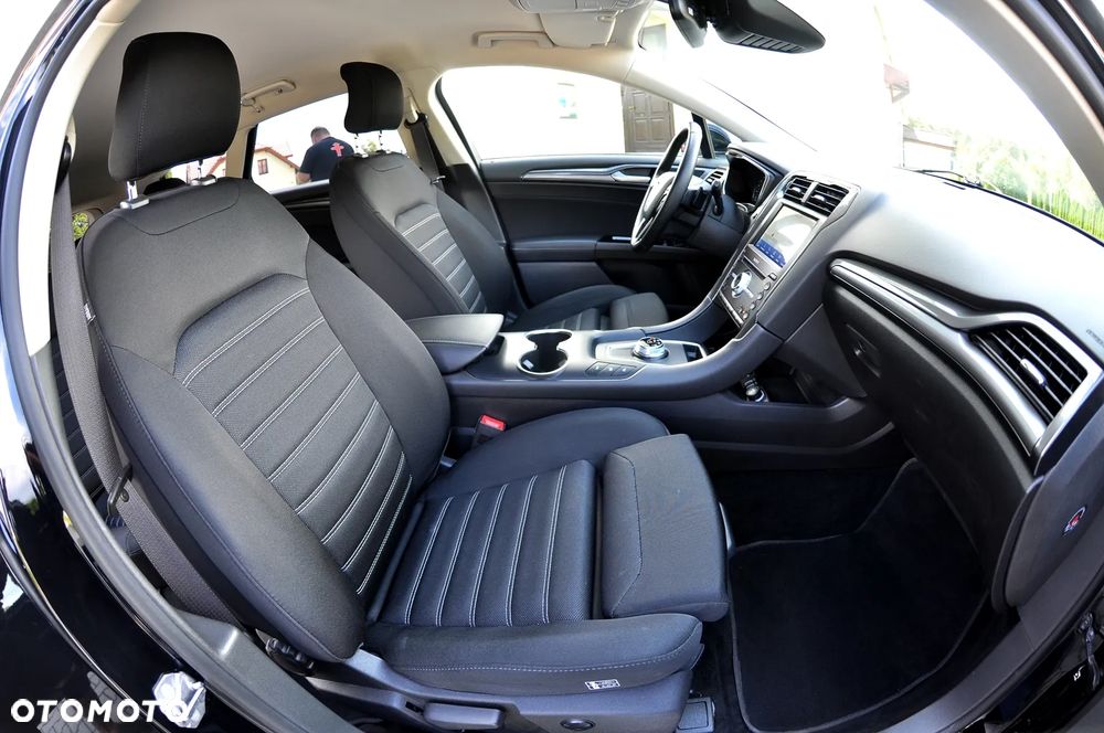 Ford Mondeo 2.0 EcoBlue Titanium - 19