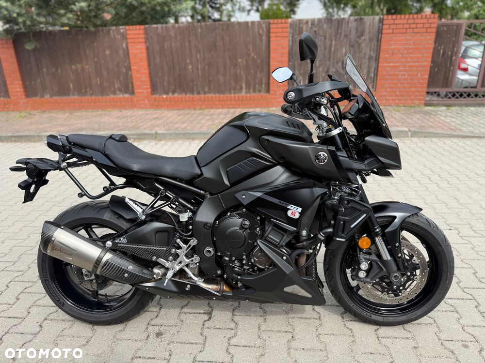 Yamaha MT - 8