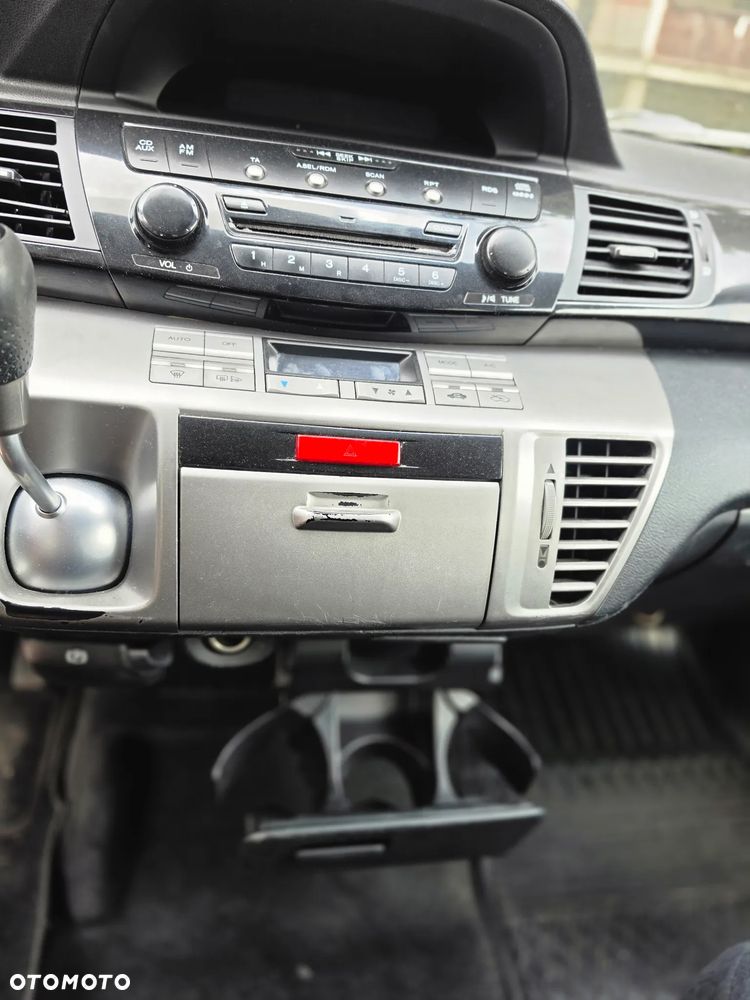 Honda FR-V 1.7 Comfort - 9