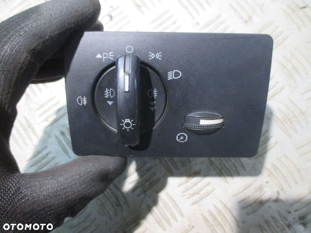 WŁACZNIK ŚWIATEL FORD C-MAX I 03- 3M5T13A024GA - 1