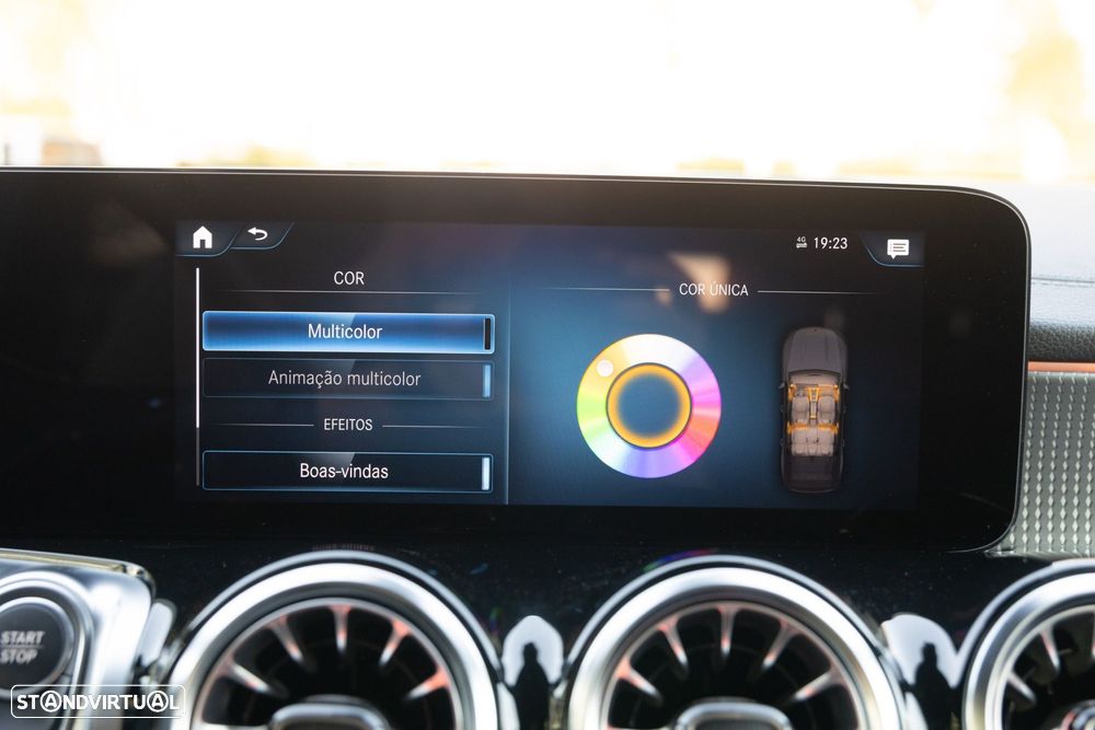 Mercedes-Benz EQB 300 4Matic AMG Line - 43