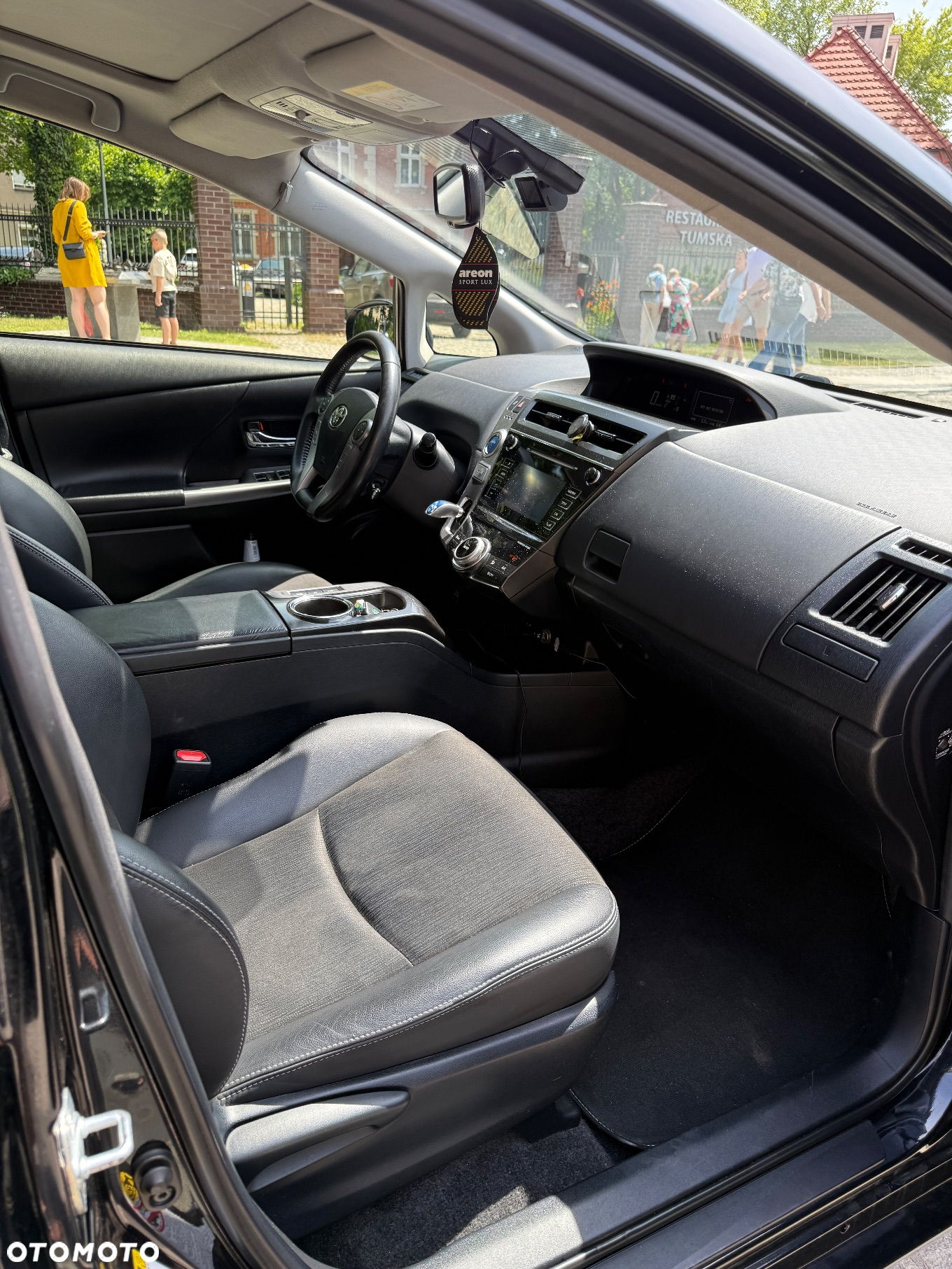 Toyota Prius+ Hybrid 135 Active EU6 - 8