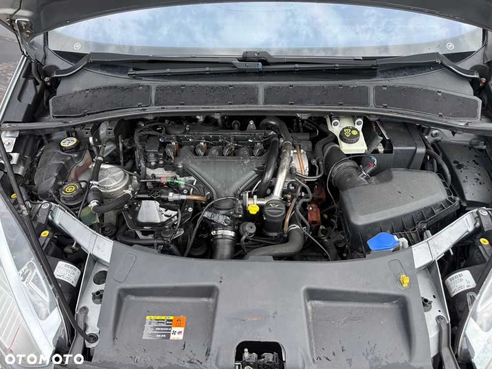 Ford Galaxy - 33