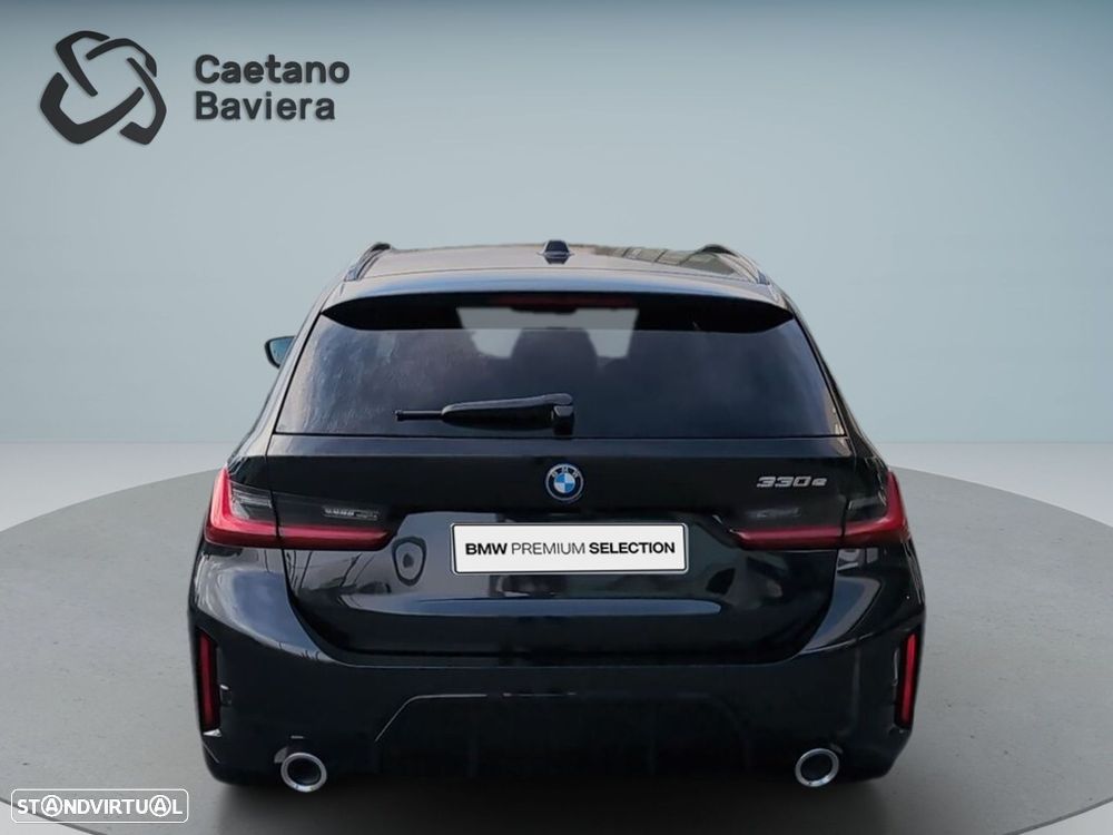 BMW 330 - 7