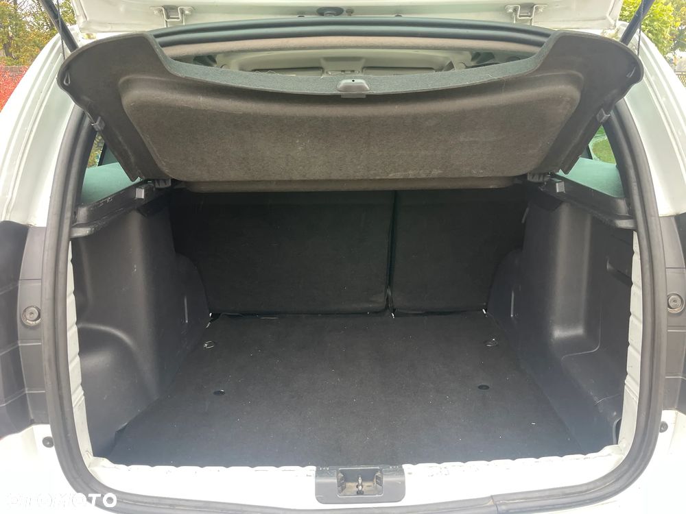 Dacia Duster dCi 110 FAP 4x2 Prestige - 39