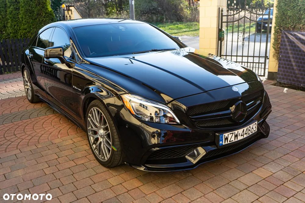 Mercedes-Benz CLS - 9