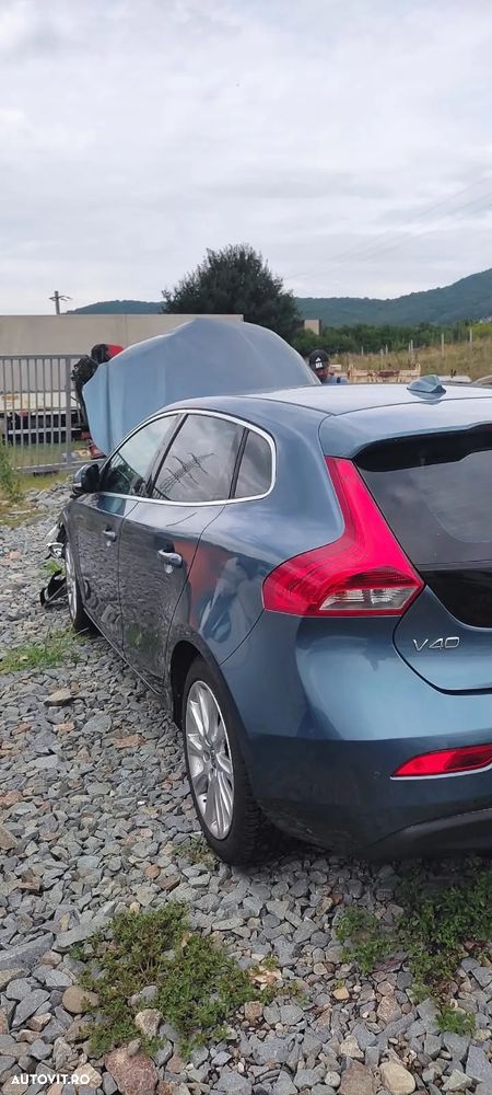 Volvo V40 D2 - 5