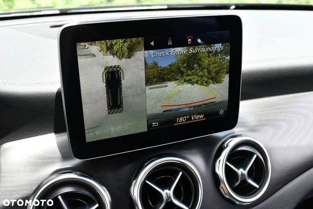 Mercedes-Benz GLA 250 4Matic 7G-DCT AMG Line - 16