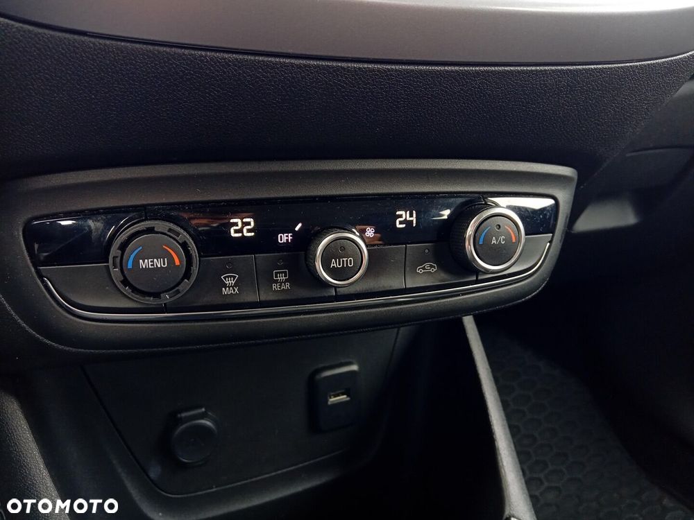 Opel Crossland X - 18