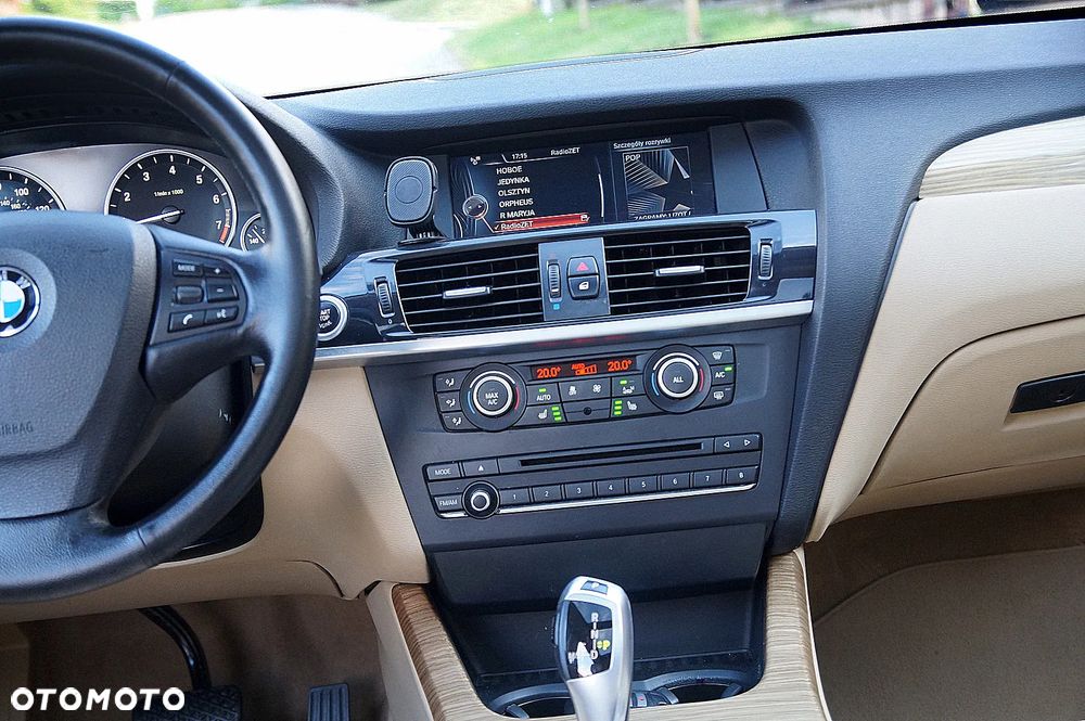 BMW X3 xDrive28i Sport-Aut Advantage - 16