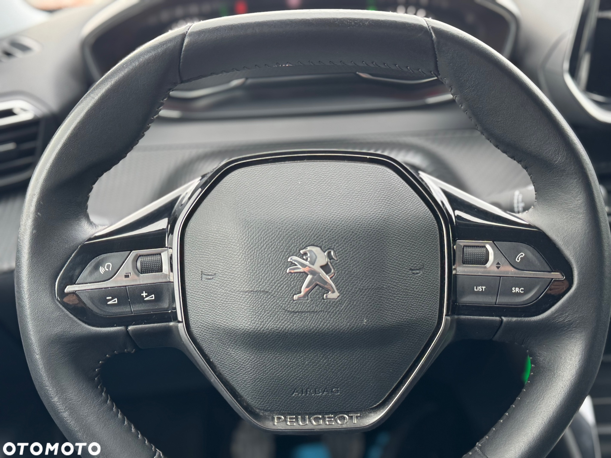 Peugeot 2008 1.5 BlueHDi Active S&S - 29