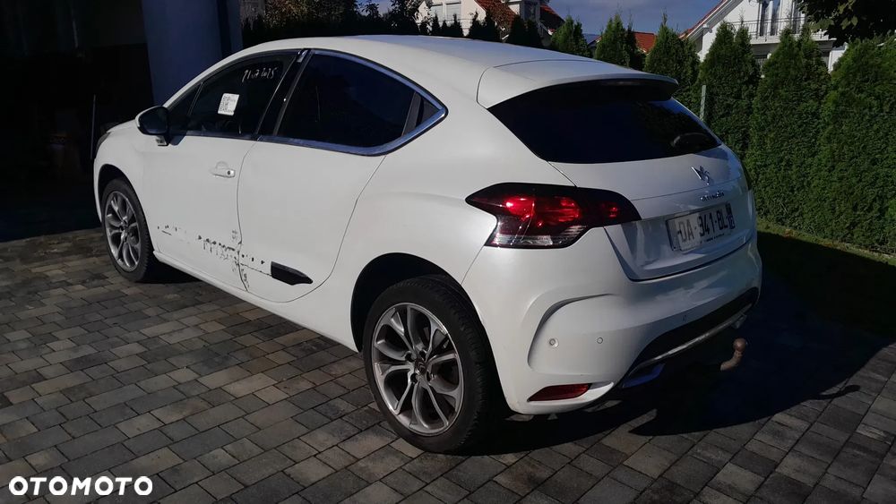 Citroën DS4 HDi 165 Pure Pearl - 2