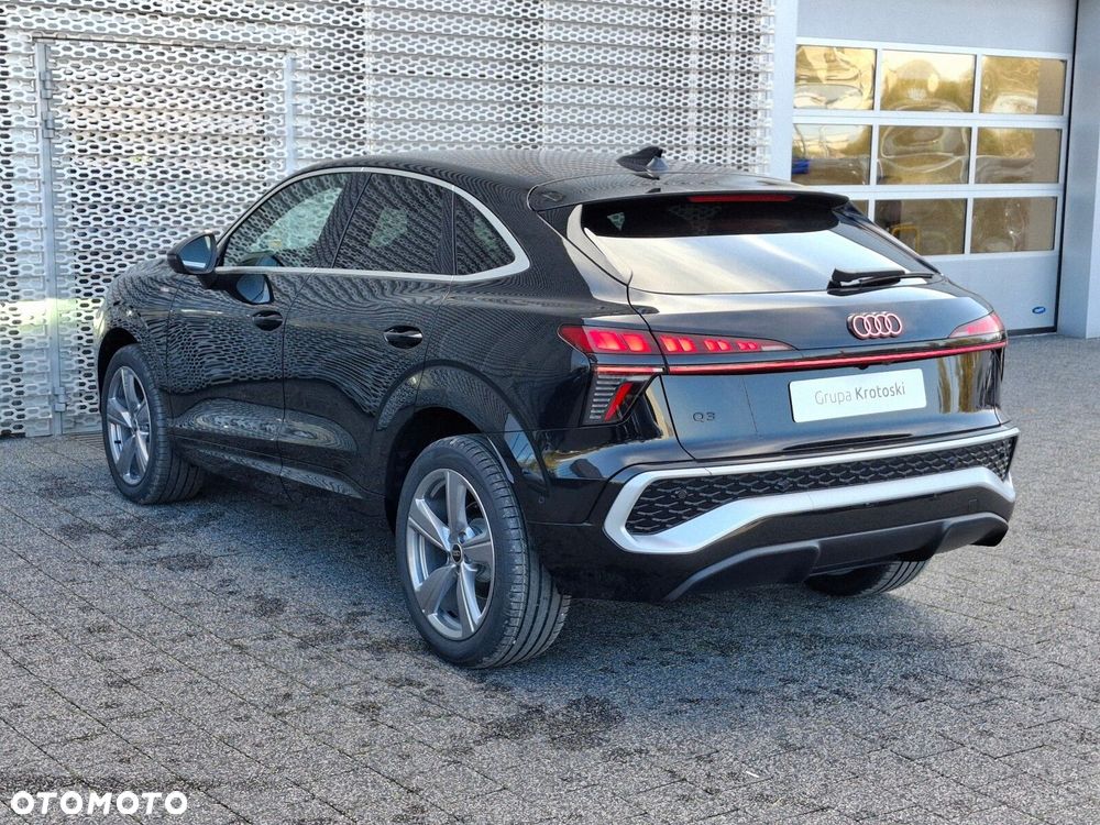 Audi Q3 Sportback - 5