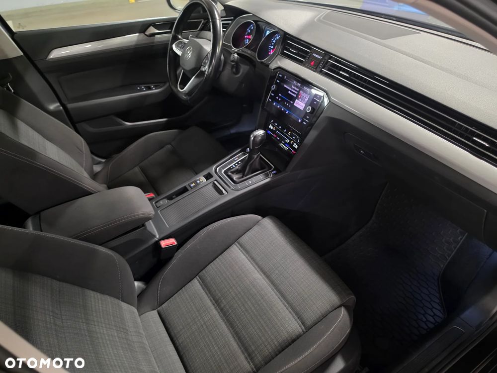 Volkswagen Passat 1.5 TSI EVO Business DSG - 25